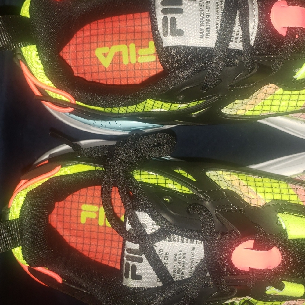 New Fila RAY TRACER EVO sizes 9 and 13mn - Picture 3 of 9